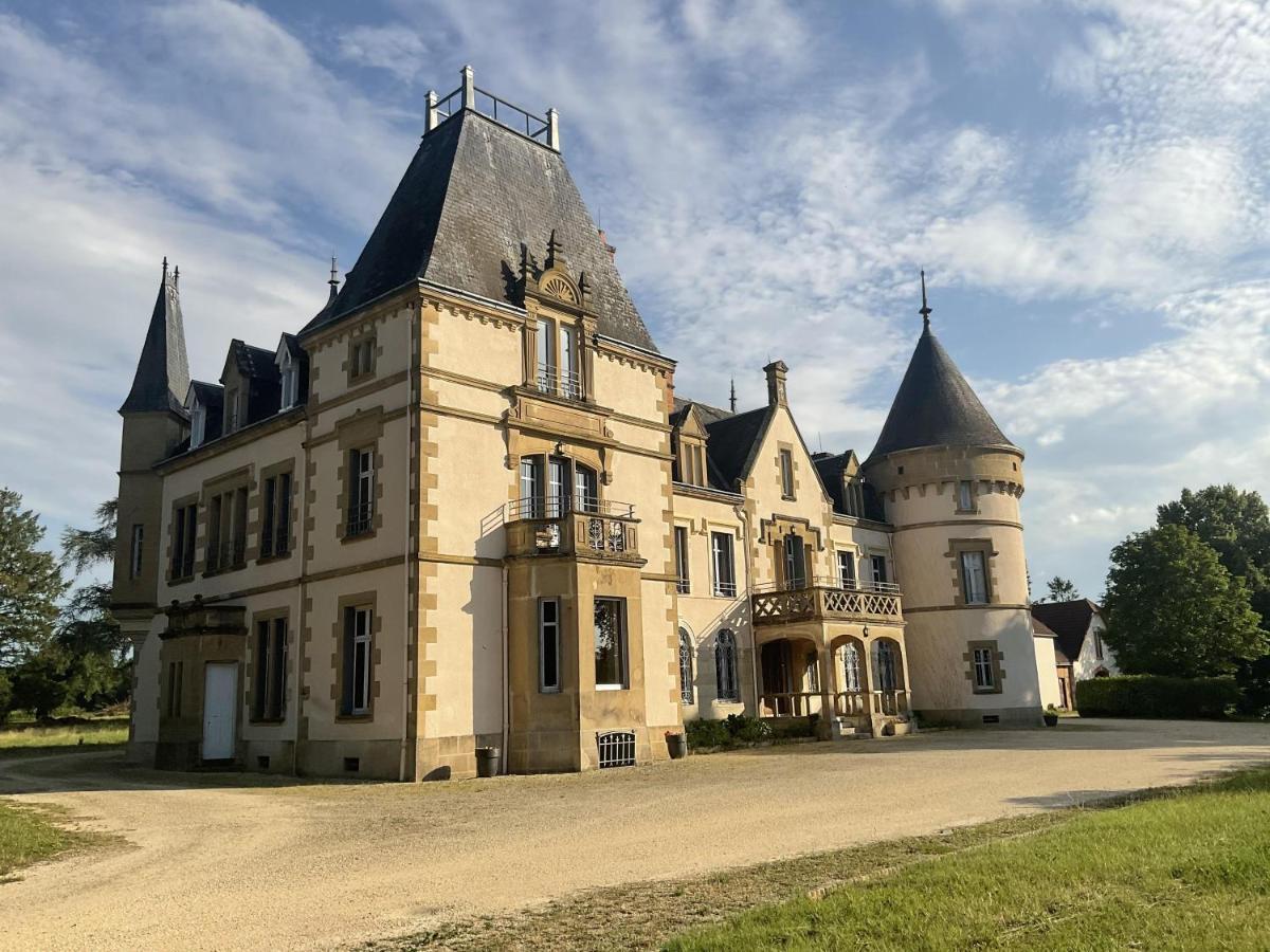 Chateau Tout Y Fault Loriges Exterior foto