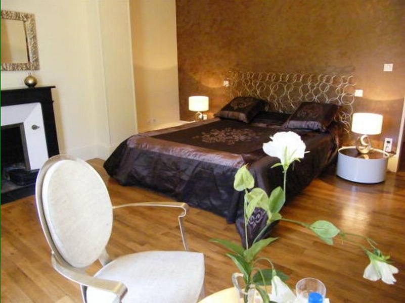 Chateau Tout Y Fault Loriges Zimmer foto