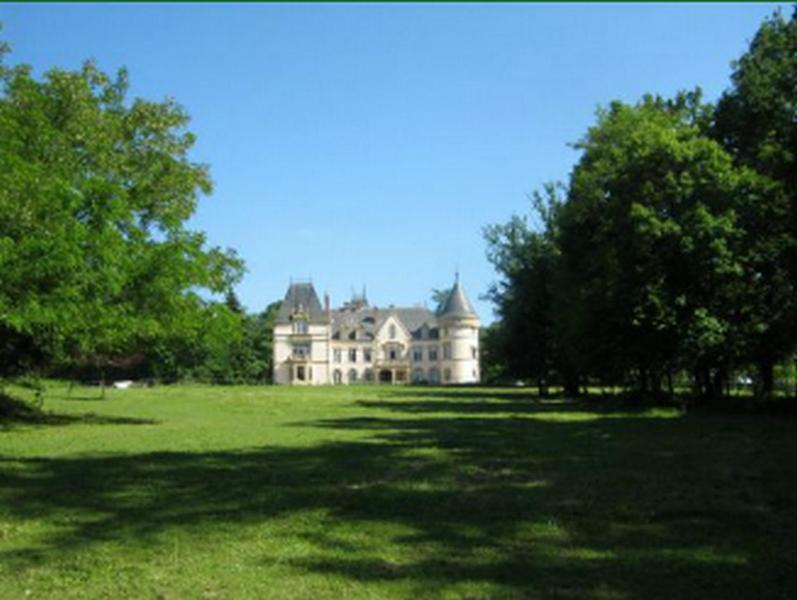 Chateau Tout Y Fault Loriges Exterior foto